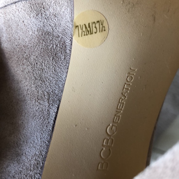 BCBGeneration Tan Suede Heel - Picture 5 of 6